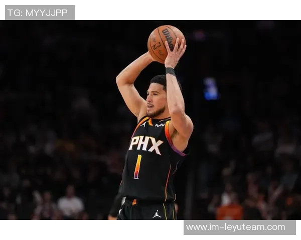 布克拼尽全力砍下38分5助攻但球队仍难逃失利命运 布克拼尽全力砍下38分5助攻但球队仍难逃失利命运